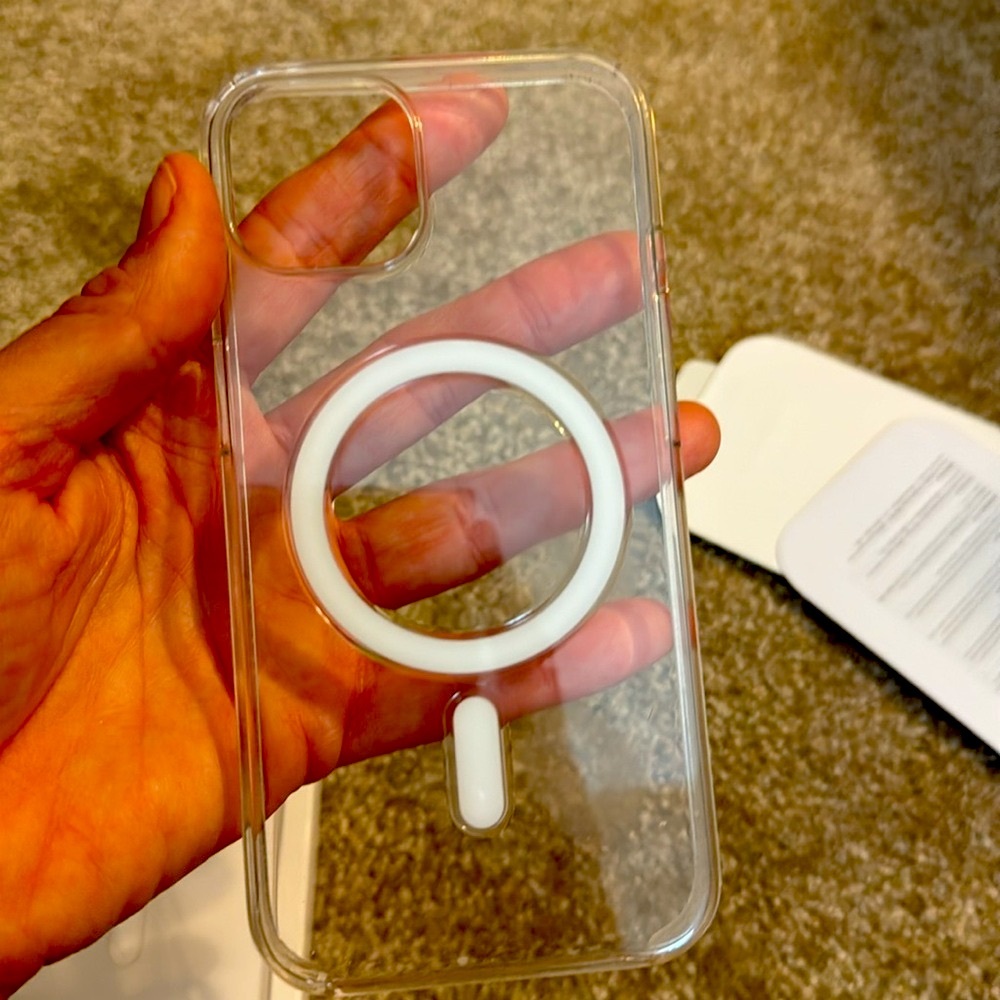 iPhone 13 Clear Case with MagSafe NWT